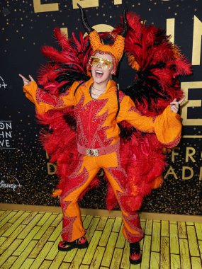 JoJo Siwa, 20 Kasım 2022 tarihinde Dodger Stadyumu 'nda düzenlenen Dodger Stadyumundan Elton John Live' a ulaştı..