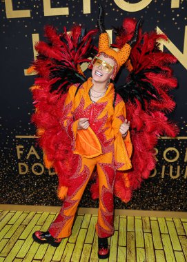 JoJo Siwa, 20 Kasım 2022 tarihinde Dodger Stadyumu 'nda düzenlenen Dodger Stadyumundan Elton John Live' a ulaştı..