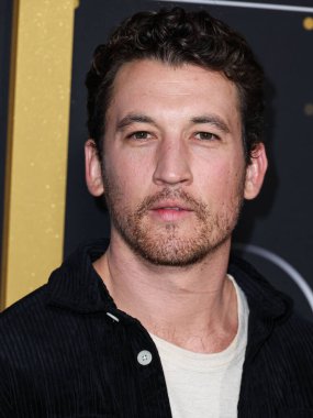 Miles Teller, Disney + 's' Elton John Live: Dodger Stadyumundan Elveda 'Sarı Tuğlalı Yol Etkinliği' ne 20 Kasım 2022 'de Elysian Park, Los Angeles, ABD' de gerçekleşti..