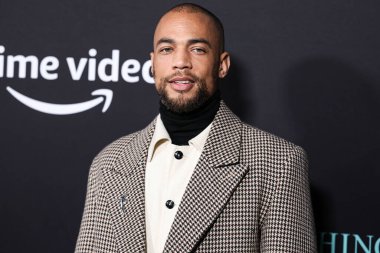 Amerikalı aktör ve aktivist Kendrick Sampson, 29 Kasım 2022 'de Century City, Los Angeles, Kaliforniya' da bulunan AMC Century City 15 'te düzenlenen Amazon Prime Video' nun Los Angeles Premiere 'sine geldi.