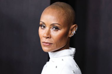 Amerikalı aktris Jada Pinkett Smith, 30 Kasım 2022 'de Regency Village Theatre' daki Los Angeles, Los Angeles, Kaliforniya, ABD 'de düzenlenen 