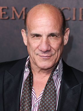 Paul Ben-Victor, 30 Kasım 2022 'de Westwood, Los Angeles, Kaliforniya, ABD' deki Regency Village Theatre 'da düzenlenen Los Angeles Orijinal Filmlerin' Özgürlük 'filminin galasına geldi.. 