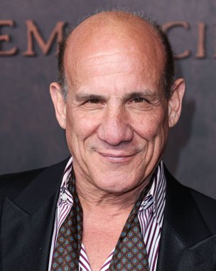 Paul Ben-Victor, 30 Kasım 2022 'de Westwood, Los Angeles, Kaliforniya, ABD' deki Regency Village Theatre 'da düzenlenen Los Angeles Orijinal Filmlerin' Özgürlük 'filminin galasına geldi.. 