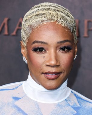 Amerikalı stand-up komedyeni ve aktris Tiffany Haddish, 30 Kasım 2022 'de Westwood, Los Angeles, Kaliforniya, ABD' deki Regency Village Theatre 'da düzenlenen Apple' ın Orijinal Filmlerinin 'Özgürlük' adlı filminin Los Angeles galasına geldi.. 