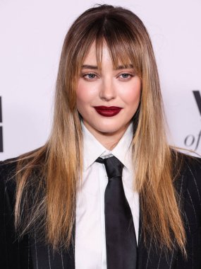 Avustralyalı aktris Katherine Langford, 1 Aralık 2022 'de Los Angeles Ebell, Kaliforniya, ABD' de düzenlenen L 'Oreal Paris' Değerli Kadınlar 2022 kutlamasına geldi.. 