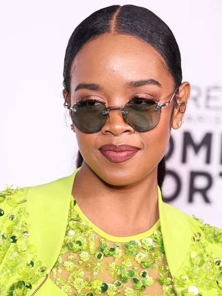 stock image American singer and songwriter H.E.R. (Gabriella Sarmiento Wilson) arrives at the L'Oreal Paris' Women Of Worth Celebration 2022 held at The Ebell of Los Angeles on December 1, 2022 in Los Angeles, California, United States. 