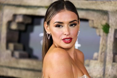 Amerikalı aktris Vannessa Vasquez, Disney + Original Series 'National Treasure: Edge Of History' 1. Sezon Kırmızı Halı Etkinliği 'ne 5 Aralık 2022' de Hollywood, Los Angeles, Kaliforniya, ABD 'de düzenlenen El Capitan Tiyatrosu' nda geldi.. 