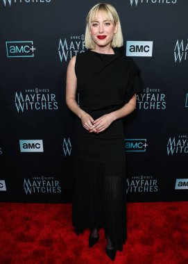 Amerikalı aktris Hannah Alline, 7 Aralık 2022 'de Hollywood, Los Angeles, Kaliforniya, ABD' deki Harmony Gold Tiyatrosu 'nda düzenlenen AMC Networks' Anne Rice 'ın Mayfair Cadıları' nın Los Angeles prömiyerine geldi..