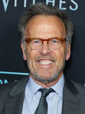 Mark Johnson, 7 Aralık 2022 'de Hollywood, Los Angeles, Kaliforniya, ABD' deki Harmony Gold Tiyatrosu 'nda düzenlenen AMC Networks' Anne Rice 'ın Mayfair Cadıları' nın Los Angeles galasına geldi.. 