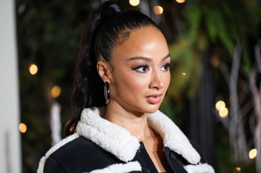 Amerikan medya kişiliği, modeli, aktris ve moda tasarımcısı Draya Michele, 8 Aralık 2022 'de Beverly Hills, Los Angeles, Kaliforniya, ABD' de 55 N La Cienega Bulvarı 'nda düzenlenen REVOLVE AT & T REVOLVE Winterland' a ulaştı.. 