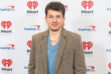 Amerikalı şarkıcı ve söz yazarı Charlie Puth, 9 Aralık 2022 'de Madison Square Garden' da düzenlenen iHeartRadio Z100 New York Jingle Ball 'a geldi.. 