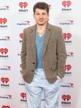 Amerikalı şarkıcı ve söz yazarı Charlie Puth, 9 Aralık 2022 'de Madison Square Garden' da düzenlenen iHeartRadio Z100 New York Jingle Ball 'a geldi.. 