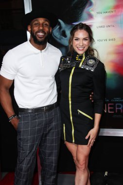 Stephen Laurel 'twitch' Boss 40 yaşında öldü. LOS ANGELES, CALIFORNIA, ABD - 27 Eylül: Amerikalı serbest stil hip hop dansçısı, koreograf, aktör, televizyon yapımcısı, televizyon kişiliği ve Stephen Laurel 'twitch' Boss and wife Allison Holker