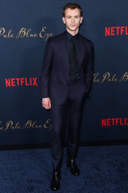Harry Lawtey, Netflix 'in 