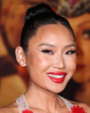 Amerikalı aktris Li Jun Li, 15 Aralık 2022 'de ABD' nin Kaliforniya eyaletinin Los Angeles kentinde bulunan Akademi Sinema Müzesi 'nde düzenlenen Paramount Pictures' Babylon 'un Küresel Prömiyer Gösterimi' ne geldi.. 