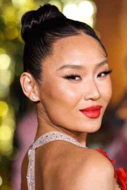 Amerikalı aktris Li Jun Li, 15 Aralık 2022 'de ABD' nin Kaliforniya eyaletinin Los Angeles kentinde bulunan Akademi Sinema Müzesi 'nde düzenlenen Paramount Pictures' Babylon 'un Küresel Prömiyer Gösterimi' ne geldi.. 