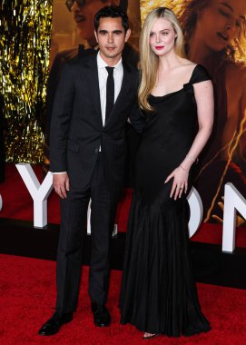 Max Minghella ve kız arkadaşı Elle Fanning, 15 Aralık 2022 'de ABD' nin Kaliforniya eyaletinin Los Angeles kentinde bulunan Akademi Sinema Müzesi 'nde düzenlenen Paramount Pictures' Babylon 'un Küresel Gösterimi' ne geldiler.. 