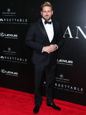 Avustralyalı ünlü şef, yazar ve televizyon kişisi Curtis Stone, 17 Aralık 2022 'de Beverly Hilton Hotel' de düzenlenen Karakter Medya tarafından sunulan 20.