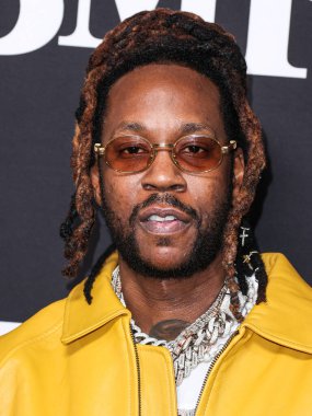 Amerikalı rapçi 2 Chainz (Tauheed K. Epps), STARZ 'ın' BMF '(Black Mafia Family) sezonunun Los Angeles Premiere' ine 5 Ocak 2023 'te Hollywood, Los Angeles, Kaliforniya, ABD' deki TCL Çin Tiyatrosu IMAX 'e geldi..
