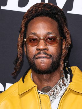 Amerikalı rapçi 2 Chainz (Tauheed K. Epps), STARZ 'ın' BMF '(Black Mafia Family) sezonunun Los Angeles Premiere' ine 5 Ocak 2023 'te Hollywood, Los Angeles, Kaliforniya, ABD' deki TCL Çin Tiyatrosu IMAX 'e geldi..