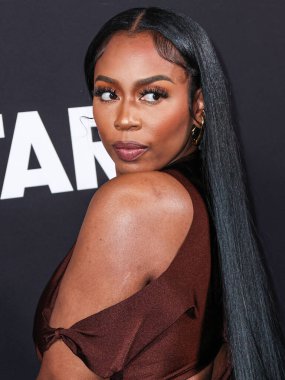 Amerikalı rapçi Kash Doll (Arkeisha Antoinette Knight), STARZ 'ın' BMF '(Black Mafia Family) 2. sezonunun Los Angeles Premiere' ine 5 Ocak 2023 'te Hollywood, Los Angeles, Kaliforniya, ABD' de bulunan TCL Çin Tiyatrosu IMAX 'e geldi..