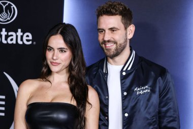 Natalie Joy ve erkek arkadaşı Nick Viall, 7 Ocak 2023 'te Los Angeles, Kaliforniya, ABD' de düzenlenen The Majestic Downtown 2023 Playoff etkinliğinde ESPN ve CFP 'nin Allstate Party' sine geldiler.. 