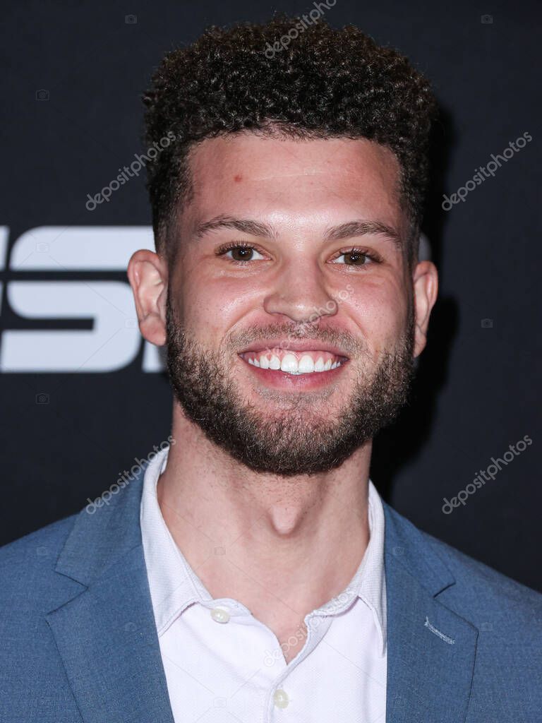 Harry Lyles Jr. arrives at ESPN And CFP's Allstate Party At The Playoff