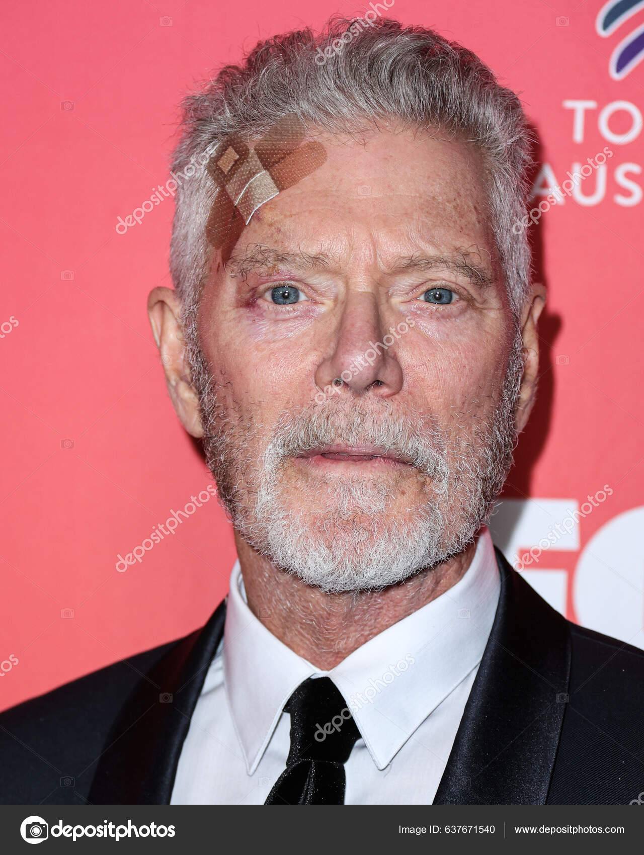 Stephen Lang