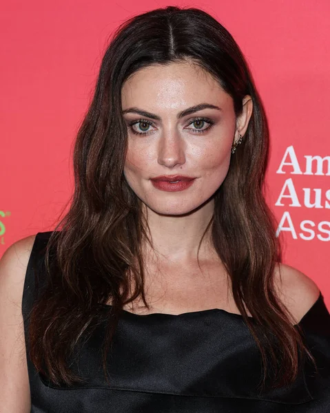 stock image Australian actress Phoebe Tonkin arrives at the G'Day USA Arts Gala 2023 held at the Skirball Cultural Center on January 28, 2023 in Los Angeles, California, United States.