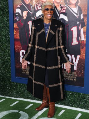 Dionne Warwick arrives at the Los Angeles Premiere Screening Of Paramount Pictures' '80 For Brady' held at the Regency Village Theatre on January 31, 2023 in Westwood, Los Angeles, California, United States.