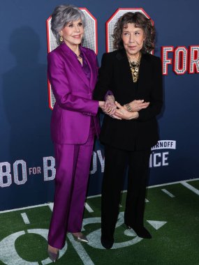 Jane Fonda and Lily Tomlin arrive at the Los Angeles Premiere Screening Of Paramount Pictures' '80 For Brady' held at the Regency Village Theatre on January 31, 2023 in Westwood, Los Angeles, California, United States.