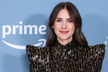Balmain giyen Amerikalı aktris Alison Brie, 1 Şubat 2023 'te Culver Tiyatrosu' nda düzenlenen Amazon Prime Video 'nun Los Angeles Premiere of Amazon Prime' ın 