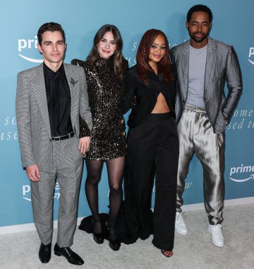 Dave Franco, Alison Brie, Kiersey Clemons ve Jay Ellis, 1 Şubat 2023 'te Culver Tiyatrosu' nda gerçekleştirilen Amazon Prime Video 'nun Los Angeles' taki galasına geldiler..