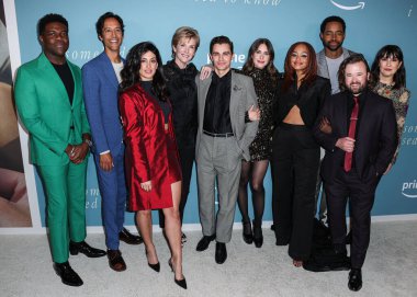 Bir grup aktör, 1 Şubat 2023 'te Culver Tiyatrosu' nda düzenlenen Amazon Prime Video 'nun Los Angeles' taki galasına geldi..