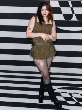 GAYLE, 2 Şubat 2023 'te Hollywood Atletizm Kulübü' nde düzenlenen Warner Music Group Pre-Grammy Partisi 2023 'e geldi.. 