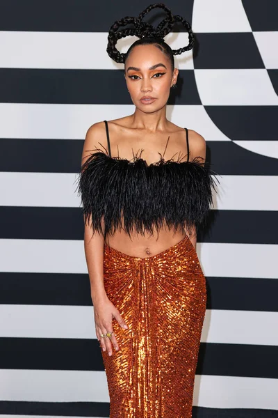 İngiliz şarkıcı, aktris ve söz yazarı Leigh-Anne Pinnock, 2 Şubat 2023 'te Hollywood Atletizm Kulübü' nde düzenlenen Warner Music Group Pre-Grammy Partisi 2023 'e geldi.. 