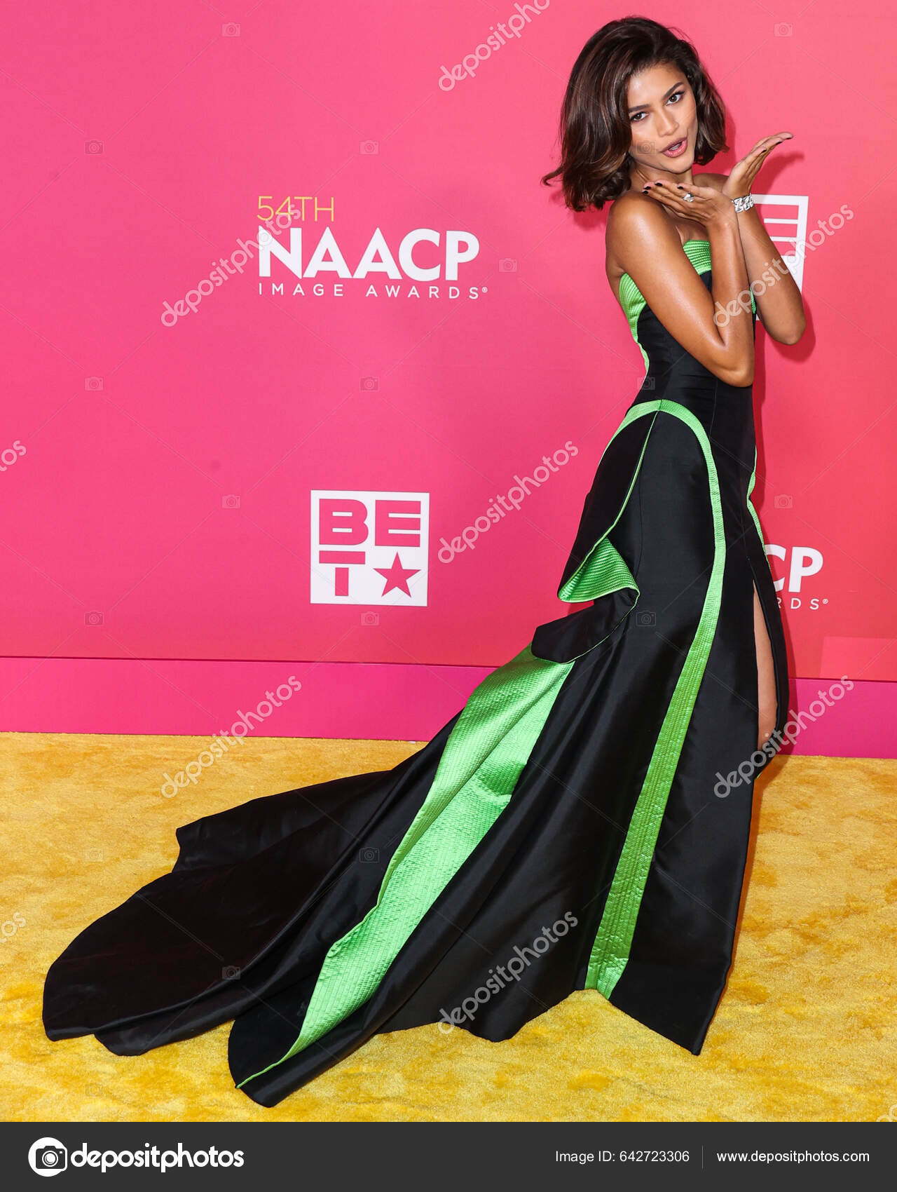 Vestido versace online zendaya