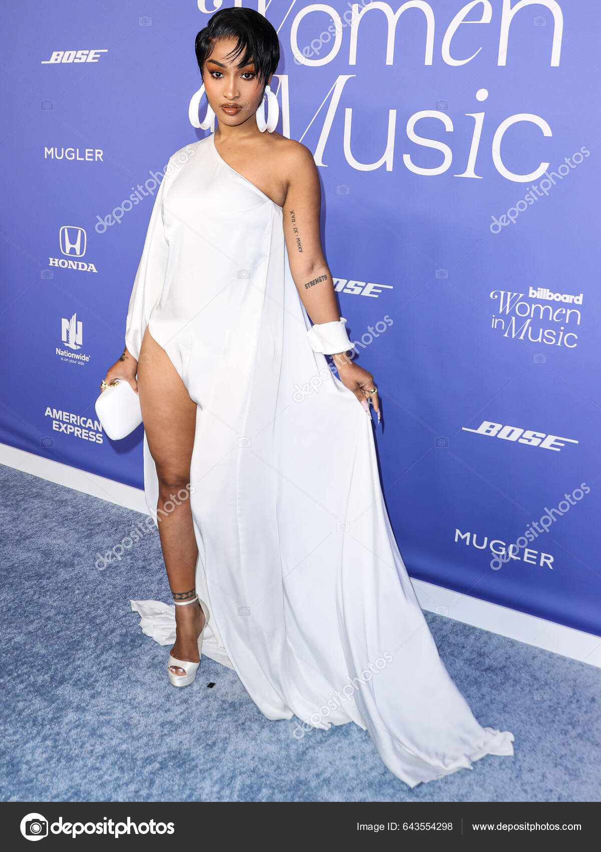 Shenseea Arrives 2023 Billboard Women Music Held Youtube Theater.