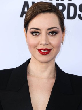 Aubrey Plaza wearing Saint Laurent arrives at the 2023 Film Independent Spirit Awards held at the Santa Monica Beach on March 4, 2023 in Santa Monica, Los Angeles, California, United States.