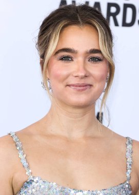 Haley Lu Richardson arrives at the 2023 Film Independent Spirit Awards held at the Santa Monica Beach on March 4, 2023 in Santa Monica, Los Angeles, California, United States. 