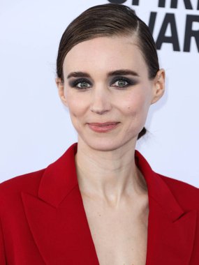 Rooney Mara arrives at the 2023 Film Independent Spirit Awards held at the Santa Monica Beach on March 4, 2023 in Santa Monica, Los Angeles, California, United States. 