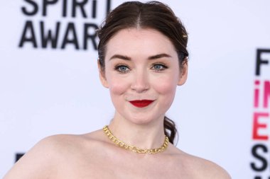 Sarah Bolger arrives at the 2023 Film Independent Spirit Awards held at the Santa Monica Beach on March 4, 2023 in Santa Monica, Los Angeles, California, United States. 