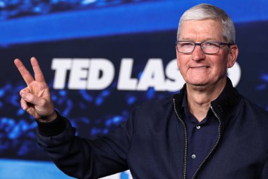 Apple 'ın İcra Kurulu Başkanı Tim Cook, 7 Mart 2023' te Westwood, Los Angeles, Kaliforniya, ABD 'deki Regency Village Theatre' da düzenlenen Apple TV + 's Original Series' Ted Lasso 'nun 3. sezonuna geliyor.. 