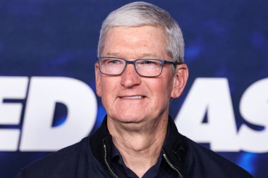 Apple 'ın İcra Kurulu Başkanı Tim Cook, 7 Mart 2023' te Westwood, Los Angeles, Kaliforniya, ABD 'deki Regency Village Theatre' da düzenlenen Apple TV + 's Original Series' Ted Lasso 'nun 3. sezonuna geliyor..