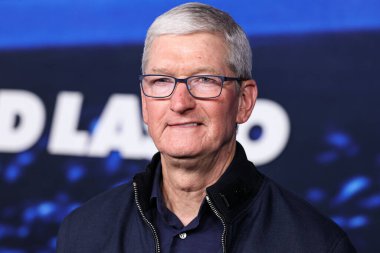 Apple 'ın İcra Kurulu Başkanı Tim Cook, 7 Mart 2023' te Westwood, Los Angeles, Kaliforniya, ABD 'deki Regency Village Theatre' da düzenlenen Apple TV + 's Original Series' Ted Lasso 'nun 3. sezonuna geliyor..