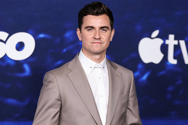 Билли Харрис прибывает в Лос-Анджелес на третий сезон сериала Apple TV + "Тед Лассо", который состоится в театре Regency Village 7 марта 2023 года в Уэствуде, Лос-Анджелес, Калифорния, США. 