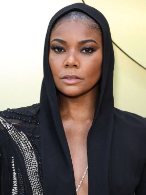 Amerikalı aktris Gabrielle Union, 9 Mart 2023 'te Batı Hollywood, Los Angeles, Kaliforniya' da düzenlenen Versace Güz / Kış Moda Şovu 'na geldi.. 