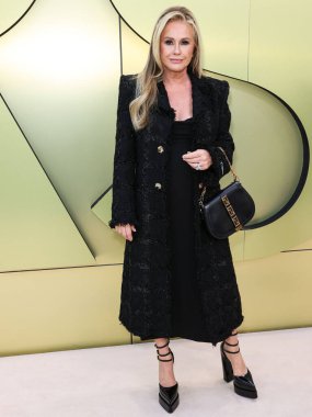 Kathy Hilton, 9 Mart 2023 'te Batı Hollywood, Los Angeles, Kaliforniya' da Pasifik Tasarım Merkezi 'nde düzenlenen Versace Sonbahar / Kış Moda Şovu' na geldi.. 