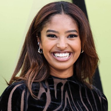 Natalia Diamante Bryant, 9 Mart 2023 'te Batı Hollywood, Los Angeles, Kaliforniya, ABD' deki Pasifik Tasarım Merkezi 'nde düzenlenen Versace Fall / Winter 2023 Moda Show' a geldi.. 