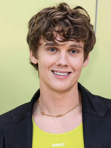 62 Jedidiah Goodacre Stock Photos, High-Res Pictures, and Images - Getty  Images